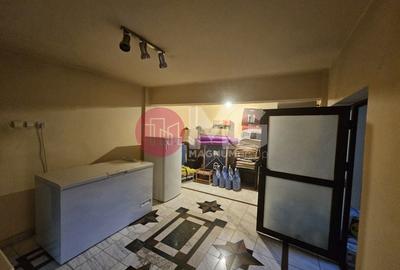 Casă Impresionantă de Vânzare Vitan ideal pentru Locuință sau Business - 16