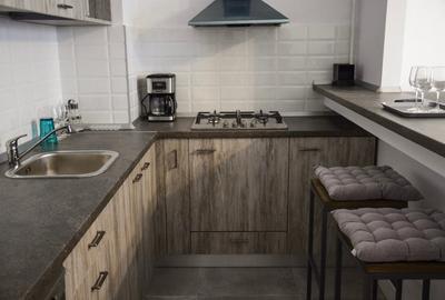 Garsonieră decomandată, mobilată în Nord - 3