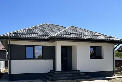 Vând casa construcție  noua 2024 Bacau Serbanesti(zona târg aut - 2