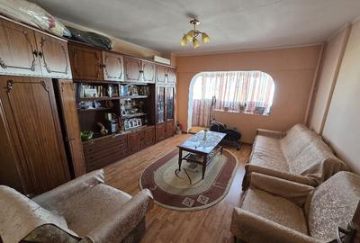 Apartament 2 camere decomandat central Alexandria, negociabil