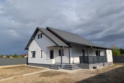 Casa cu vedere spre padure! Hemeiusi - incalzire pardoseala - 10