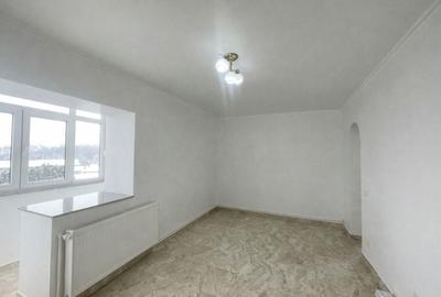 Garsonieră nedecomandată în Central - 1