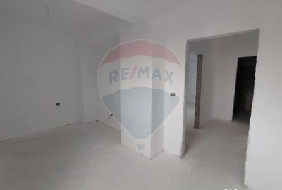 Apartament cu 3 camere decomandat în Central - 2