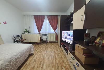 Garsonieră, mobilată în Poarta 6 - 1