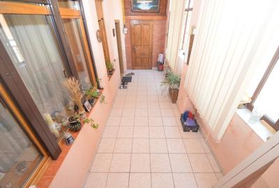 Apartament posibil mobilat si utilat in Piata Maria - 11