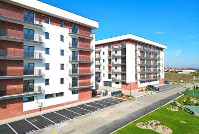 Apartament 1 camera 46 mp, debara, bucatarie si zona dormit separate, avans 15% - 19