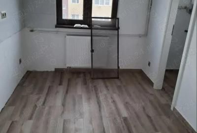 Apartament cu 3 camere semidecomandat în Govândari - 8