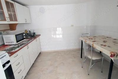 Proprietar ofer spre inchiriere garsoniera la curte 54 mp - 1