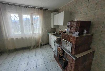 Casă cu 6 camere în Câmpulung Moldovenesc - 4