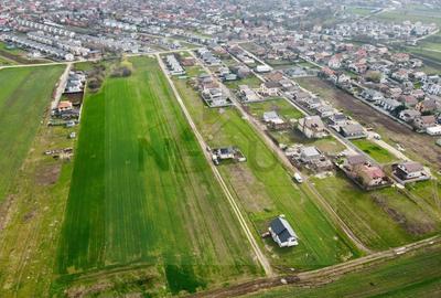 Teren Construcții intravilan de 300 mp, în Berceni
