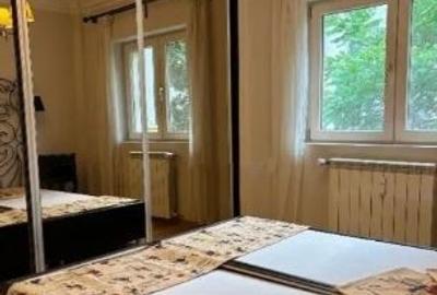 Mosilor, Obor metrou,STEFAN CEL MARE  bl.reabilitat,2/8,mobilat,utilat,AC. - 4