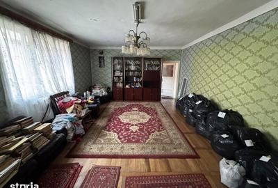 Casă cu 3 camere cu Teren 300 Mp în 14 Mai - 5