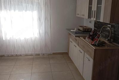 Casă cu 2 camere cu Teren 1983 Mp în Cândești - 3