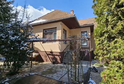 Corp casa zona Bartolomeu,mobilat-utilat,450 Euro - 1