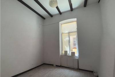 KOGALNICEANU-IZVOR, FACULTATEA DE DREPT KOGALNICEANU-IZVOR, FACULTATEA DE DREPT - 7