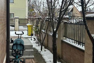 Casă cu 6 camere decomandat cu Canalizare în Braytim