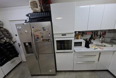 Apartament cu 3 camere, zona Alexandru cel Bun - 4