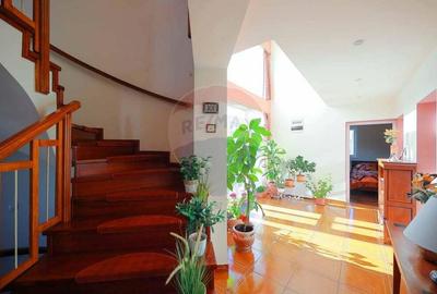 Vila eleganta ?i teren de 800 mp, zona Gheorghe Doja - 20