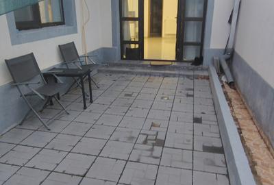 Zona Stadion - casa cu 3 camere și 2 bai - 9