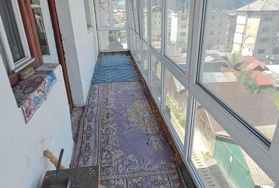 Apartament cu 2 camere decomandat în Vatra Dornei - 2