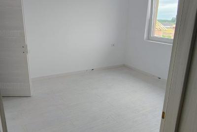 Apartament cu 3 camere semidecomandat în Giroc - 2