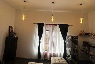 Casă cu 3 camere în Central - 3