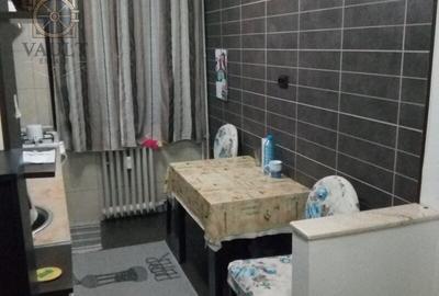 Apartament cu 3 camere semidecomandat, mobilat în Teiul Doamnei - 5