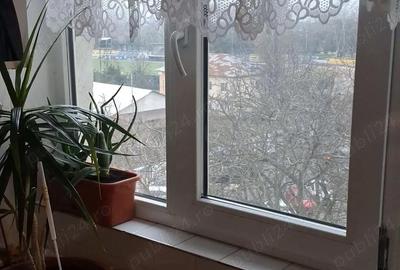 Apartament cu 4 camere decomandat în Central - 2