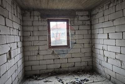 Casă individuală cu 12 camere cu Garaj în Siminicea - 15