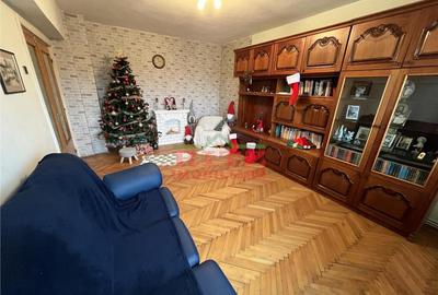 Nou! Ap. 3 cam., decom., et. 2, boxa, zona Scoala de Politie - 1