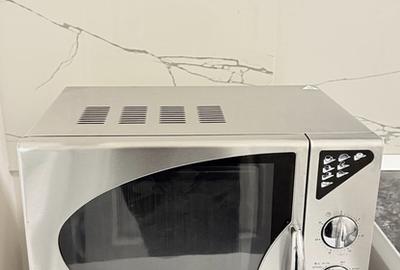 Dobroesti, Fundeni, Spitalul Fundeni, Dragonul Rosu - 8