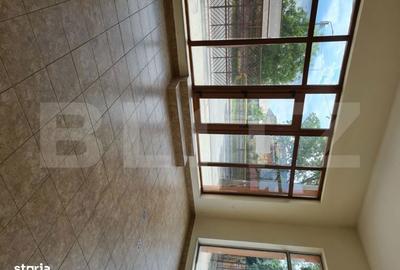 Spațiu comercial, de 360 mp, în Central