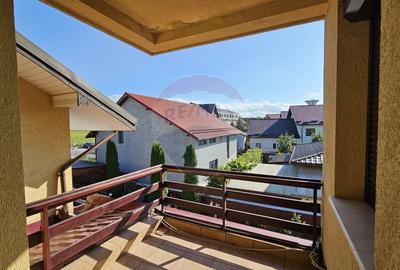 Casă individuală cu 17 camere cu Canalizare în Obcini - 54