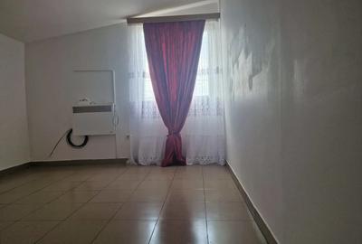 Inchiriez etaj casa - 3