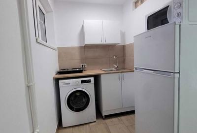 Garsonieră decomandată în Central - 2