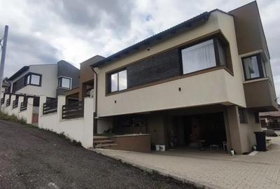 Casă cu 9 camere în Sâncraiu de Mureș - 6