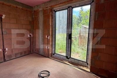 Casă cu 4 camere cu Teren 200 Mp în Central - 4
