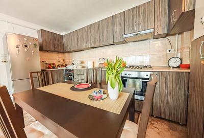 Apartament cu 2 camere decomandat în Uverturii - 3