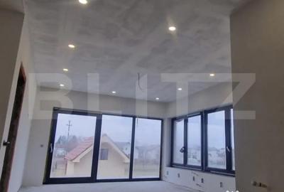 Casă cu 6 camere cu Teren 900 Mp în Central