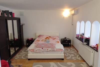 Casa / vila Craiovei , complet mobilata / utilata , finisaje moderne ! - 30
