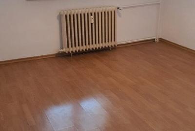 Pța Alba Iulia Închiriez ap 3 cam nemobilat recent renovat spațios instalații no - 3