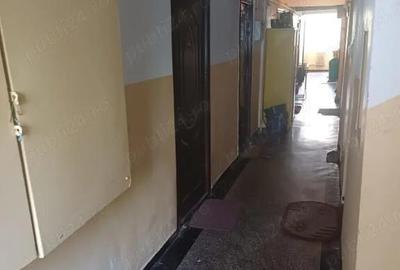 Garsonieră în Podu Roș