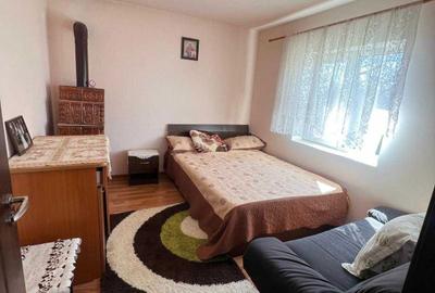 Casă cu 3 camere în Crângurile - 1
