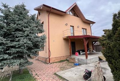 Casă individuală cu 4 camere cu Canalizare în Nord - 10