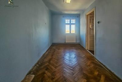 Apartament cu 3 camere decomandat în Brașovul Vechi - 5