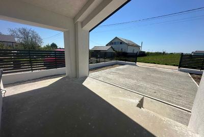 Casă cu 3 camere în Central - 1