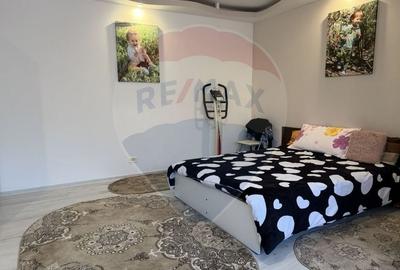 Casa / Vila cu 6 camere de vanzare - 13