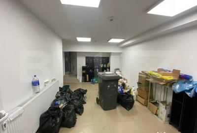 Spațiu comercial, de 224 mp, în Central - 6