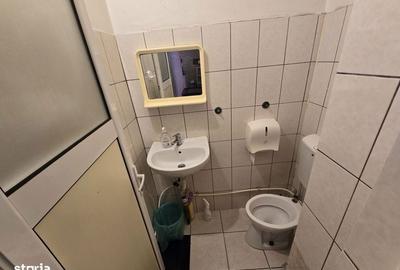 Spațiu comercial, de 45 mp, în Baza 3
