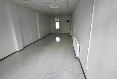 Spațiu comercial, de 64 mp, în Tătărași